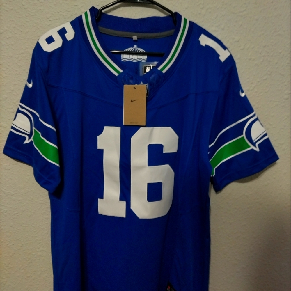 Seattle Seahawks Tyler Lockett Nike Royal Throwback Vapor F.U.S.E Limited Jersey